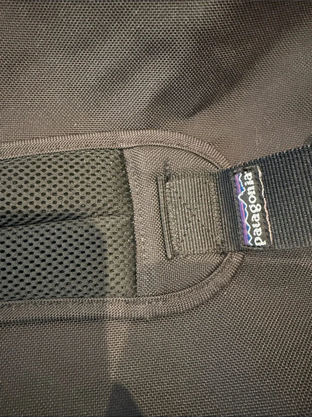 Patagonia Black Burrito Garment Bag with Padded Shoulder Strap